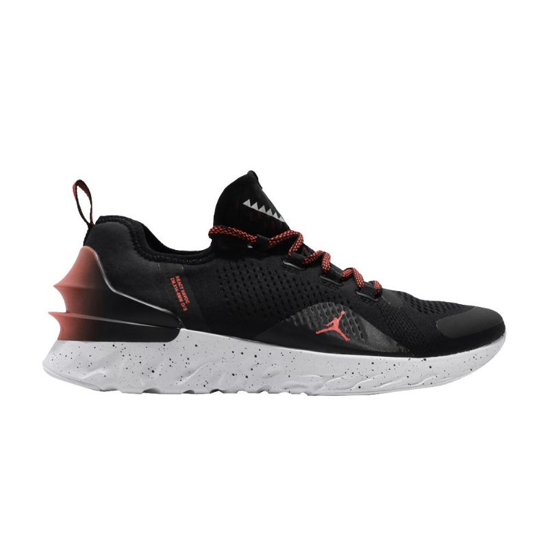 Air Jordan React Havoc Sort Rød Hvid Sko Herre