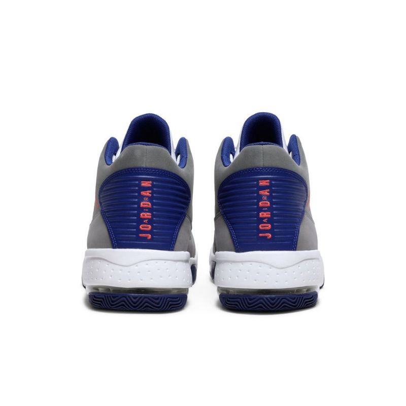 Air Jordan Max Aura 2 Grå Hvid Blå Rød Sko Herre