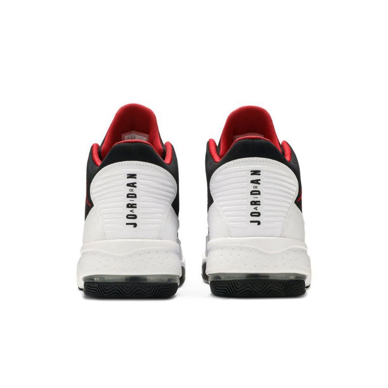 Air Jordan Max Aura 2 Hvid Rød Sort Sko Herre