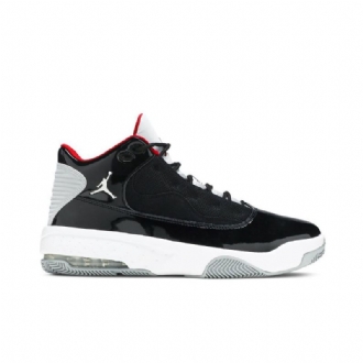 Air Jordan Max Aura 2 Sort Hvid Grå Rød Sko Herre