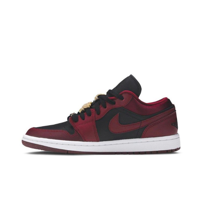 Air Jordan 1 Low Se Bordeaux Sort Hvid Sko Dame