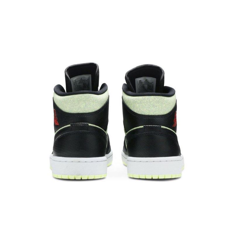 Air Jordan 1 Mid Se Sort Grøn Rød Sko Dame