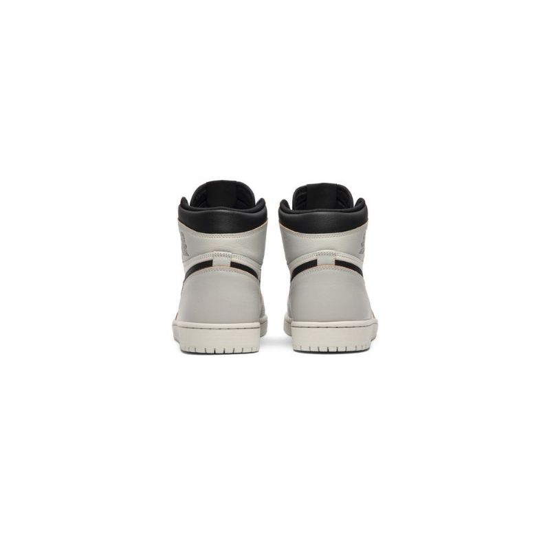 Air Jordan 1 Retro High Sb Beige Grå Sort Sko Herre